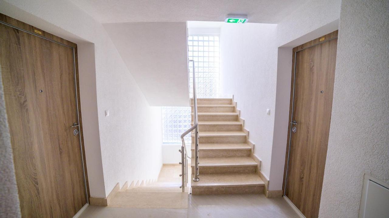 Sun Square Apartments Tuzla Extérieur photo