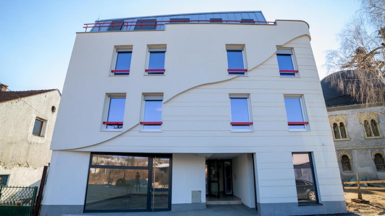 Sun Square Apartments Tuzla Extérieur photo